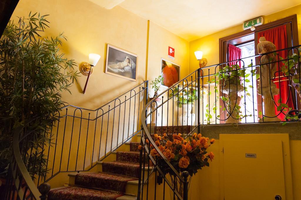 Hotel Giulio Cesare Turín Exterior foto